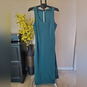 sleeveless long green dress